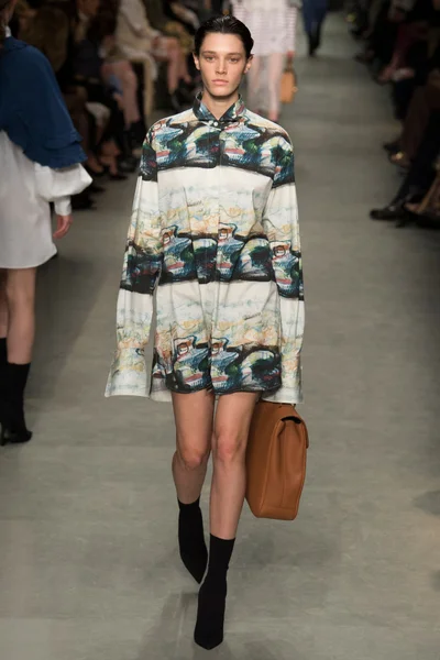 Look 39